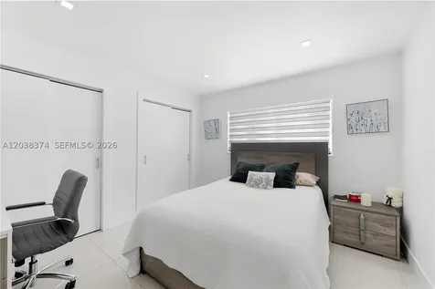 9724 SW 4th Terrace Miami FL 33174