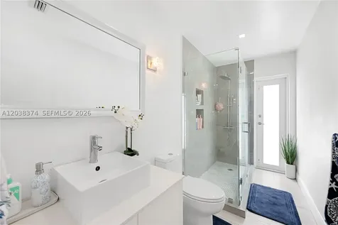 9724 SW 4th Terrace Miami FL 33174