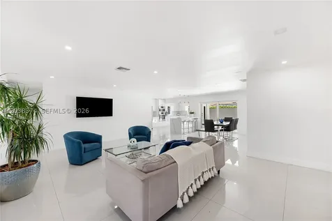 9724 SW 4th Terrace Miami FL 33174