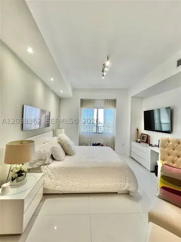 1100 Biscayne Boulevard Miami FL 33132