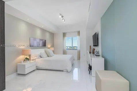 1100 Biscayne Boulevard Miami FL 33132