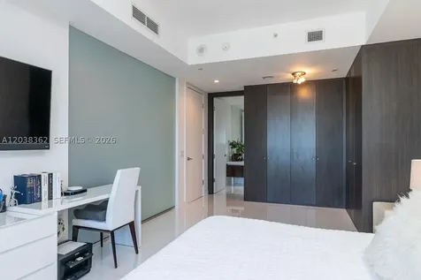 1100 Biscayne Boulevard Miami FL 33132