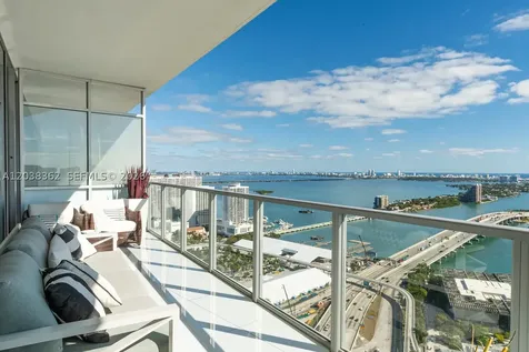 1100 Biscayne Boulevard Miami FL 33132