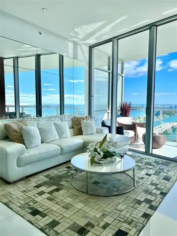 1100 Biscayne Boulevard Miami FL 33132