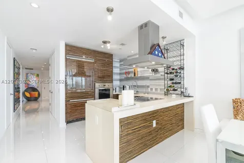 1100 Biscayne Boulevard Miami FL 33132