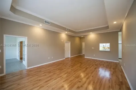 1301 Tamiami Sarasota FL 34236