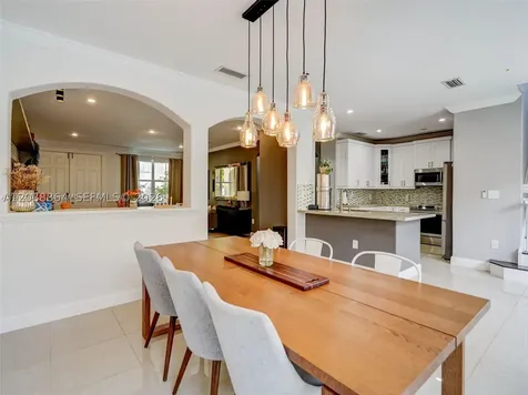 3123 NW 101st Place Doral FL 33172