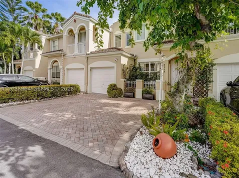 3123 NW 101st Place Doral FL 33172