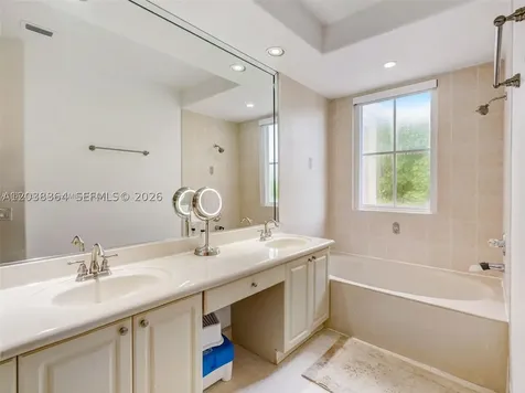 3123 NW 101st Place Doral FL 33172