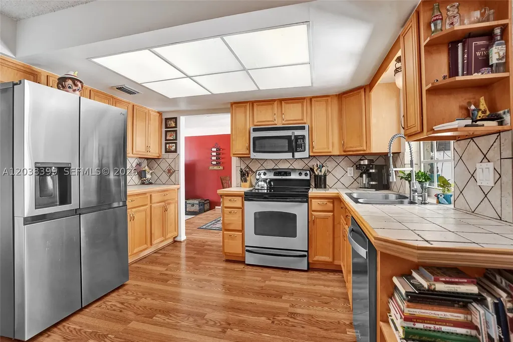 8529 NW 20th Court Coral Springs FL 33071