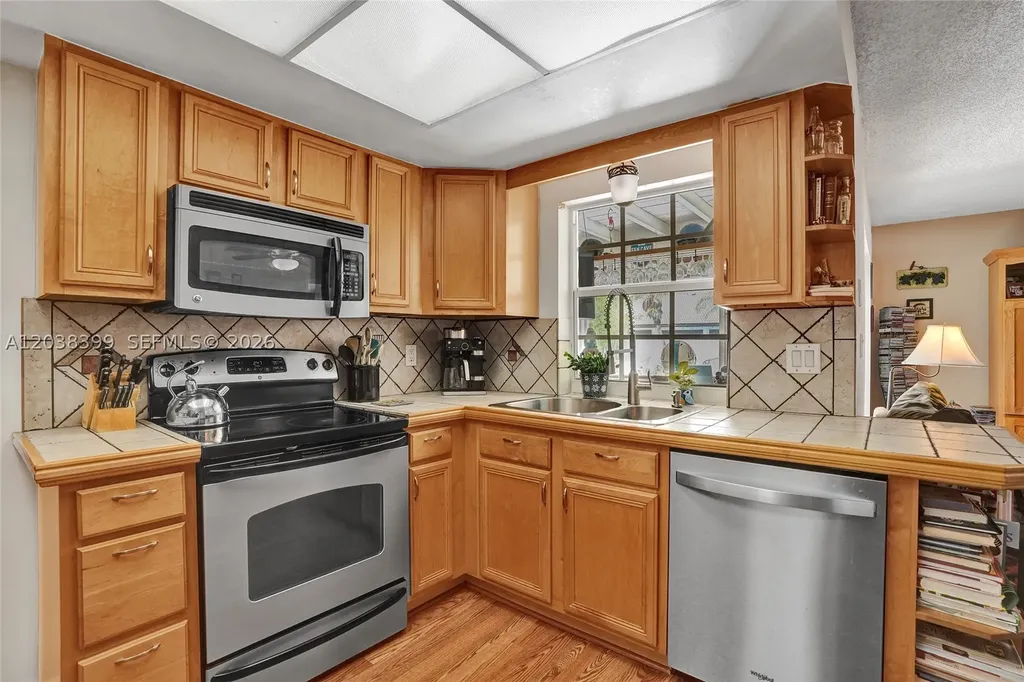 8529 NW 20th Court Coral Springs FL 33071