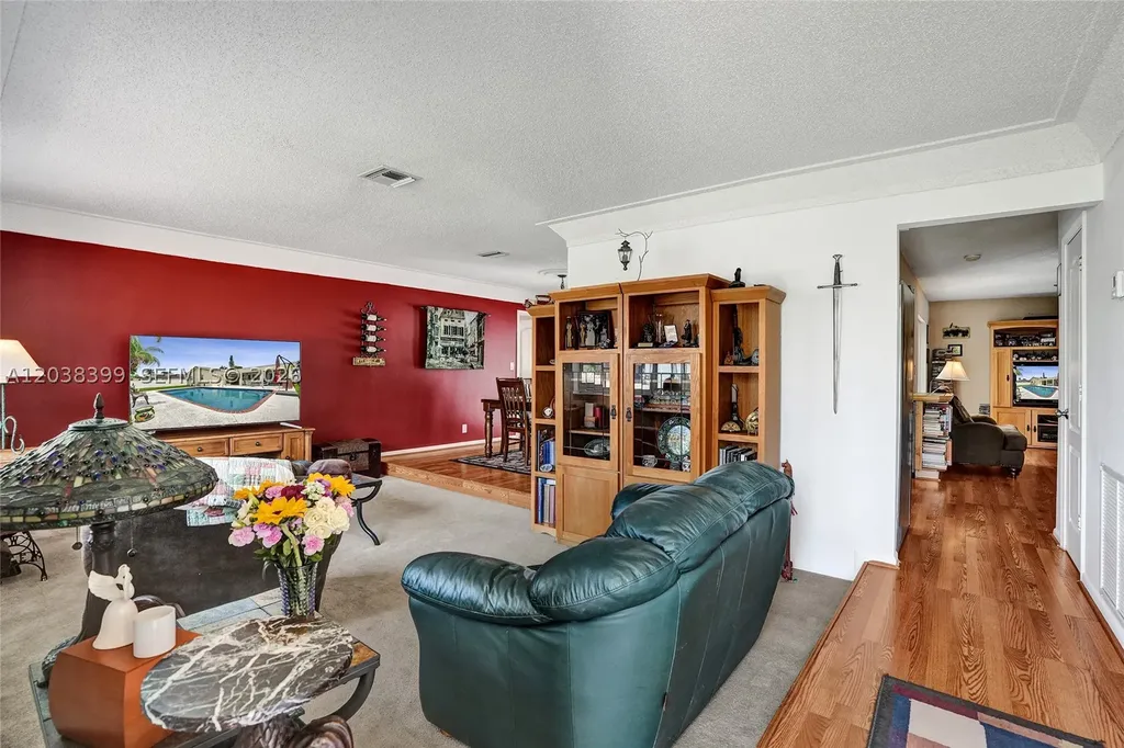 8529 NW 20th Court Coral Springs FL 33071