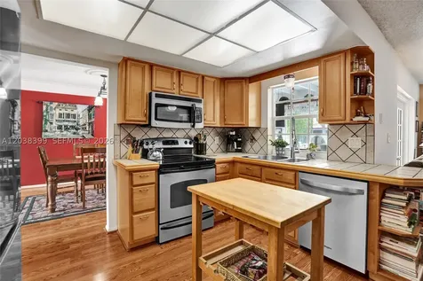 8529 NW 20th Court Coral Springs FL 33071