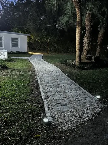 16601 SW 83rd Court Palmetto Bay FL 33157