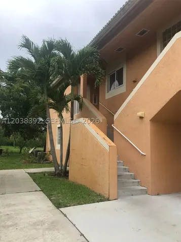 6992 SW 39th Street Davie FL 33314