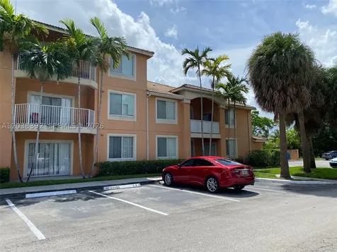 6992 SW 39th Street Davie FL 33314