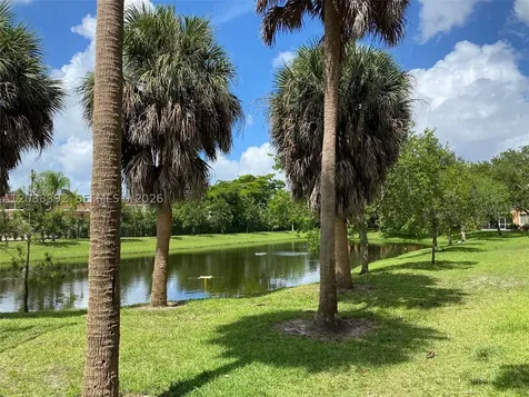 6992 SW 39th Street Davie FL 33314