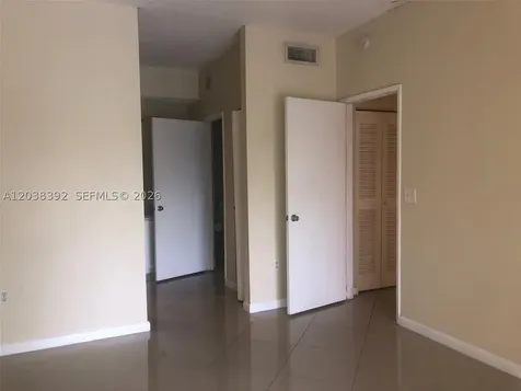 6992 SW 39th Street Davie FL 33314