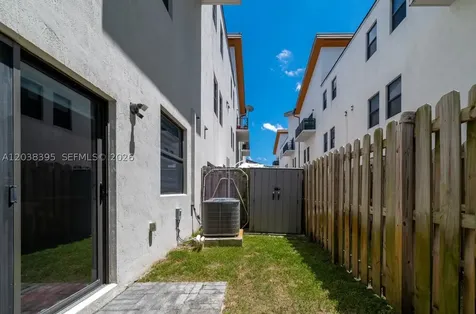 10443 NW 82nd Street Doral FL 33178