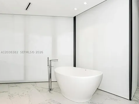 1000 Biscayne Boulevard Miami FL 33132