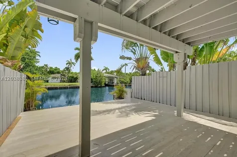 2129 NE 123rd Street North Miami FL 33181