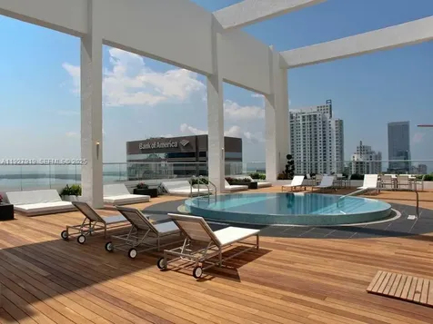 55 SE 6th Street Miami FL 33131