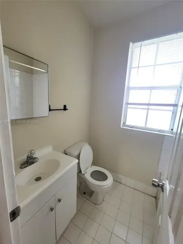 237 NW 10th Avenue Miami FL 33128