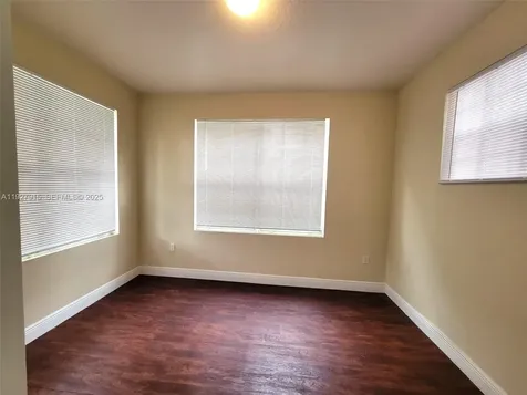 237 NW 10th Avenue Miami FL 33128