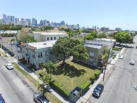 237 NW 10th Avenue Miami FL 33128