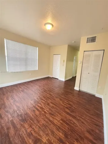 237 NW 10th Avenue Miami FL 33128