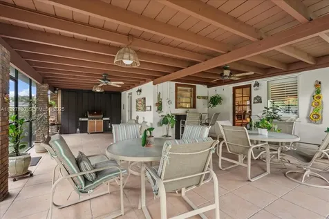 232 NW 15th Street Homestead FL 33030