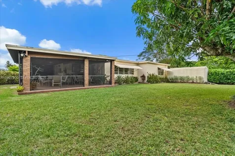 232 NW 15th Street Homestead FL 33030