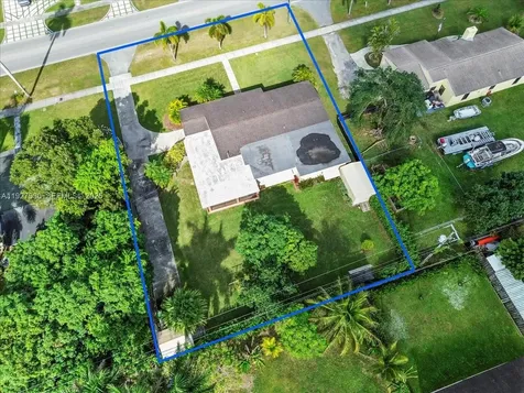 232 NW 15th Street Homestead FL 33030