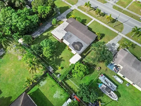 232 NW 15th Street Homestead FL 33030