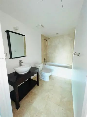 350 S Miami Avenue Miami FL 33130
