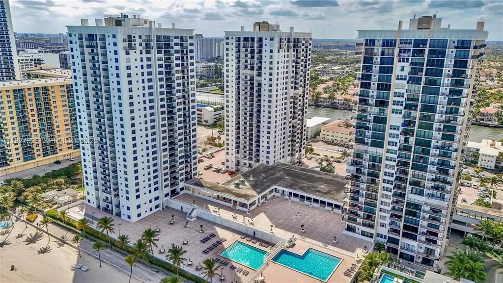 2401 S Ocean Drive Hollywood FL 33019