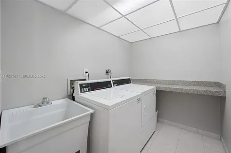 2401 S Ocean Drive Hollywood FL 33019