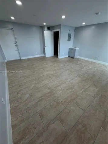 2700 Evans Avenue Fort Myers FL 33901