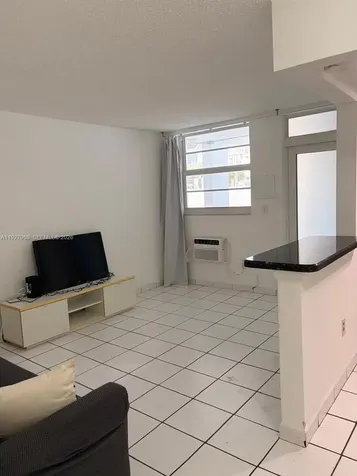 335 Collins Avenue Miami Beach FL 33139