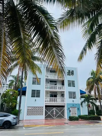 335 Collins Avenue Miami Beach FL 33139