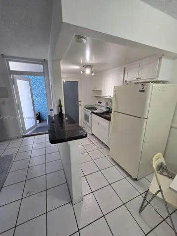 335 Collins Avenue Miami Beach FL 33139
