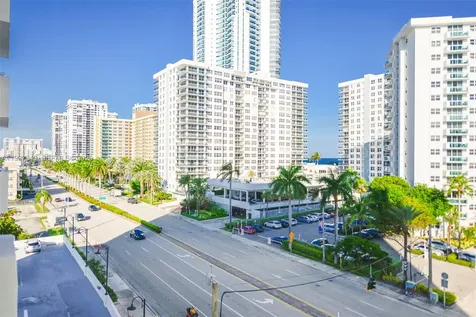 3000 S Ocean Drive Hollywood FL 33019
