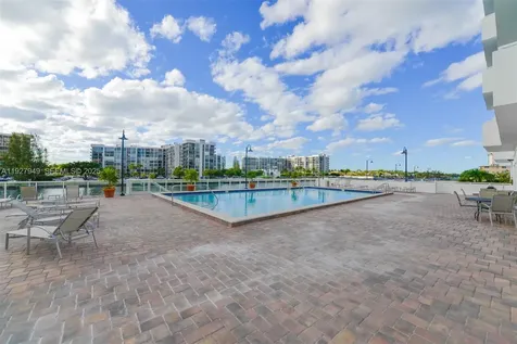 3000 S Ocean Drive Hollywood FL 33019