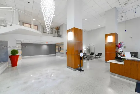 3000 S Ocean Drive Hollywood FL 33019