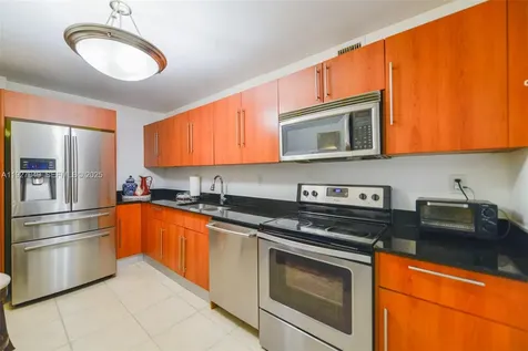 3000 S Ocean Drive Hollywood FL 33019