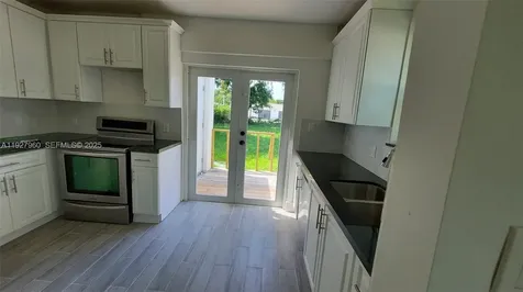 560 NW 53rd Street Miami FL 33127
