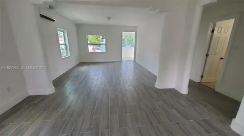 560 NW 53rd Street Miami FL 33127