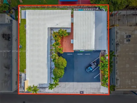 6124 Pembroke Road Miramar FL 33023