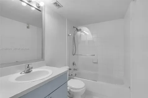1401 Bay Road Miami Beach FL 33139