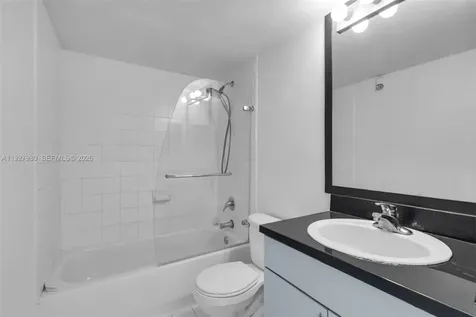 1401 Bay Road Miami Beach FL 33139